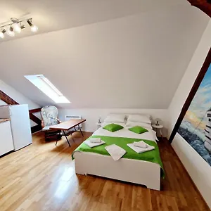 Teslova Bed and Breakfast
