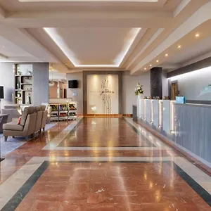 Hilton Garden Centre **** דבלין